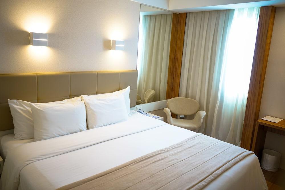 Hotel Design 4*